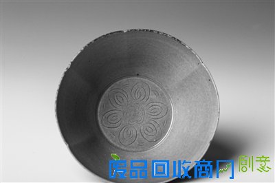 买一个新杯子 好运一辈子