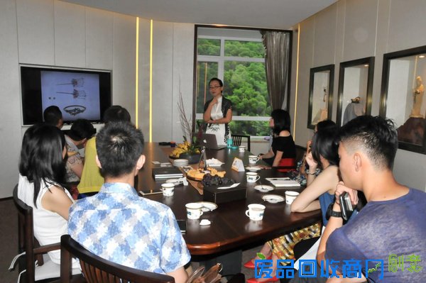 为了纪念，更为了传承