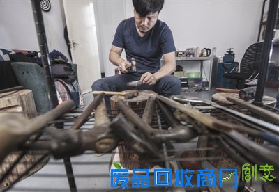 好银器 石打出 李群:做出来就是要用的 好银器 石打出 李群:做出来就是要用的