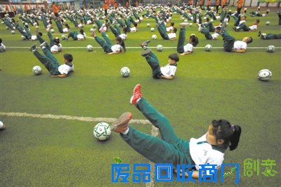 京将放映千场经典影片 六一节小朋友一元可看电影