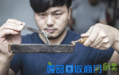 好银器 石打出 李群:做出来就是要用的 好银器 石打出 李群:做出来就是要用的