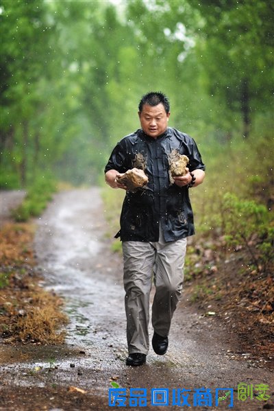 妙手雕泥 泰安非遗传人玄绪东和他的泥雕艺术