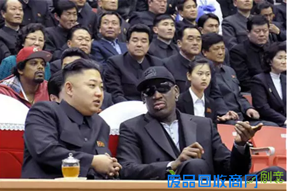 朝鲜姑娘买不买LV包包?奢侈品在朝鲜也有市场