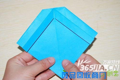 合肥90后MM最爱的蓝色蝴蝶结折纸步骤四
