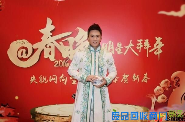 杜淳二登春晚 精美回族服饰花费一月制作