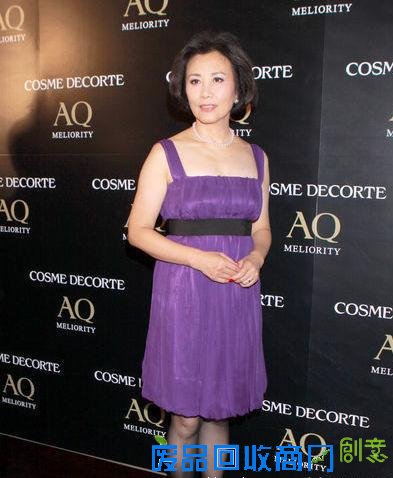 年过50岁依然活跃的不老女妖 钟楚红林青霞赵雅芝上榜