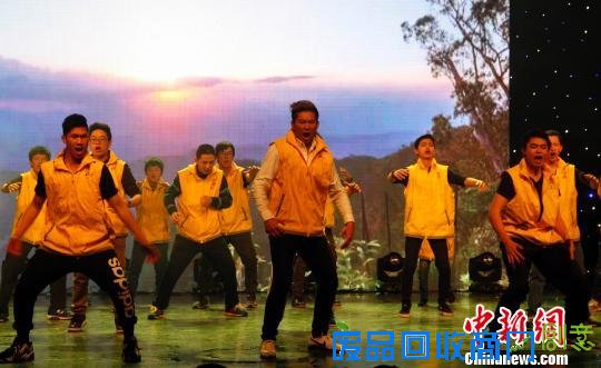 海外华裔青少年中国寻根之旅冬令营烟台闭营(图)