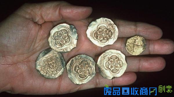 根号三:西班牙骂英格兰是强盗,羊驼笑了