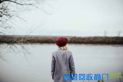 风情万种：俄罗斯美女摄影师的惊艳人像
