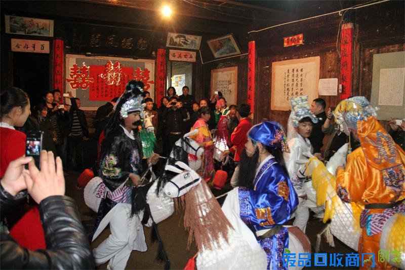 温州各地营造春节氛围 文明祥和过大年