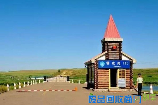 室韦又叫吉拉林，位于内蒙古自治区呼伦贝尔市额尔古纳市的北端，它依山傍水，镶嵌在大兴安岭北麓，额尔古纳河畔，与俄罗斯小镇奥洛契仅一河之隔。