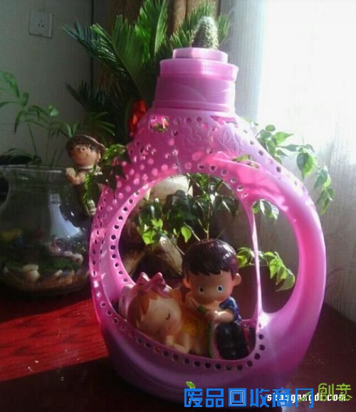 洗衣液瓶等塑料瓶废物利用diy制作漂亮 花盆