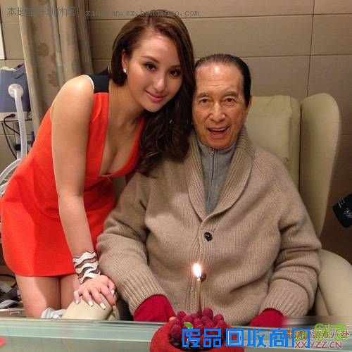 吴克群与赌王千金何超莲热恋 酒店过夜被拍