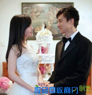 震惊娱乐圈的十大女星八卦偷情事件/图