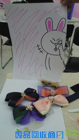 滨江商厦微信支付带来便利消费体验“最美妈妈” DIY美丽邂逅致敬母亲节图