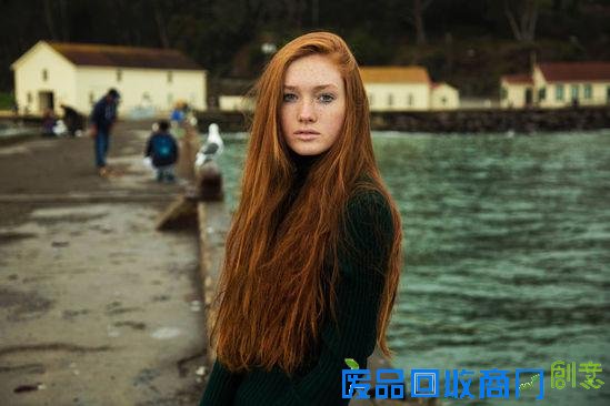 走遍30多个国家 只为美女