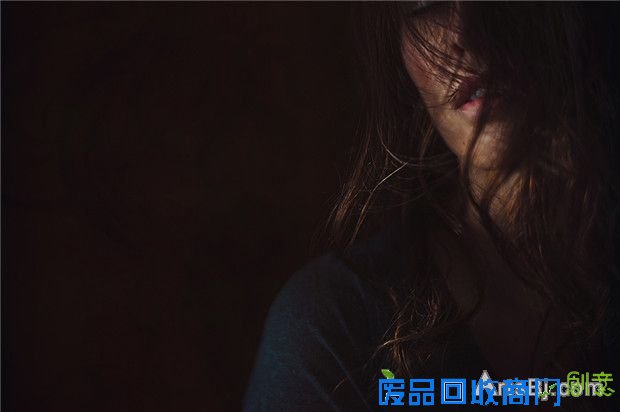 光影挑逗下的唯美私房