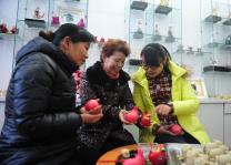 河南汝南县面塑大师赵卉:培养面塑传承人 做大面塑产业 河南汝南县面塑大师赵卉:培养面塑传承人 做大面塑产业