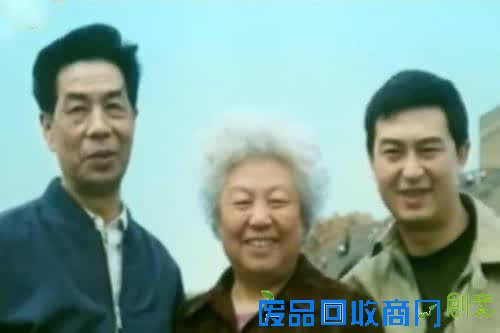 “师奶杀手”46岁张嘉译出道前青涩旧照首曝光