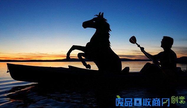 美艺术家自拍与动物剪纸绝美剪影