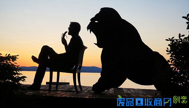 美艺术家自拍与动物剪纸绝美剪影