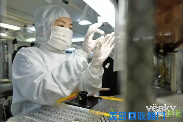 美女组装老法师调教 X-Pro2工厂诞生记