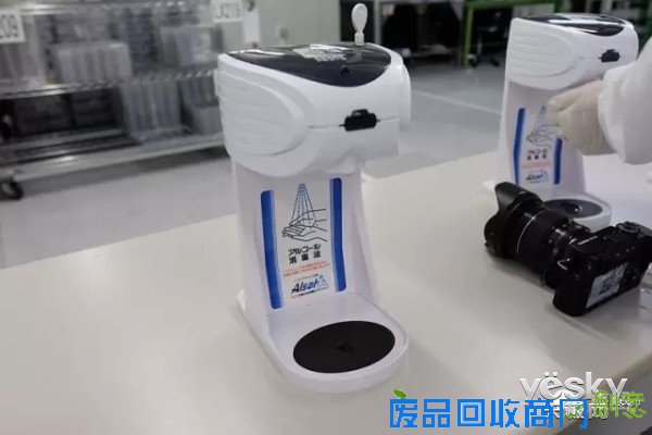 美女组装老法师调教 X-Pro2工厂诞生记