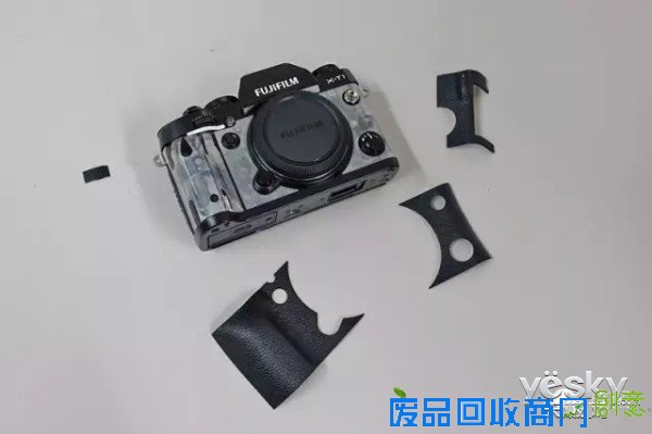 美女组装老法师调教 X-Pro2工厂诞生记