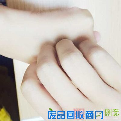 首饰的佩戴对身体有一定影响