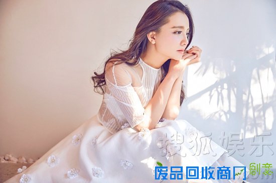 孙茜小清新唯美写真曝光淡雅柔美展迷人侧颜