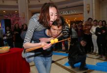 江苏南通情人节“背老婆”系列活动趣味竞技