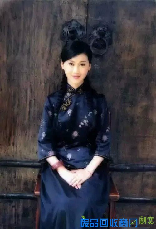 贝克汉姆40岁豪华生日，多图致敬世界上最会踢球的超级奶爸