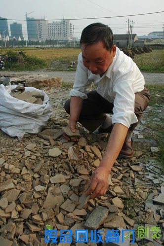 朱吕贵 一捏六十年