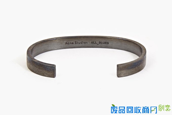 北欧极简主义,ALL_BLUES 为 Acne Studios 打造全新饰品(图)