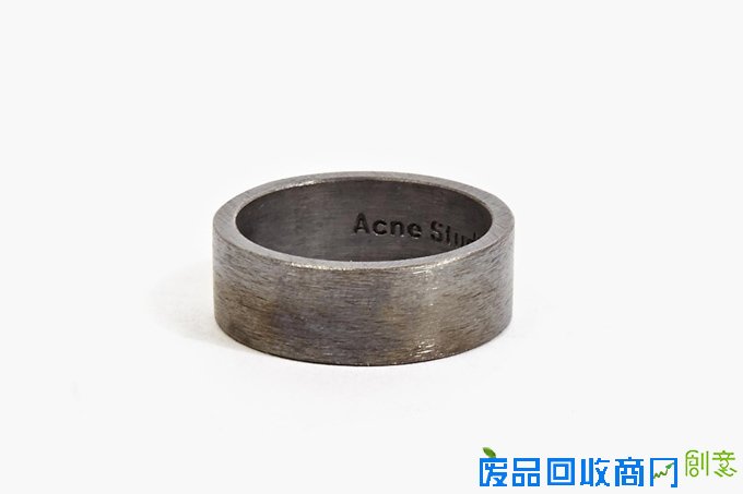 北欧极简主义,ALL_BLUES 为 Acne Studios 打造全新饰品(图)