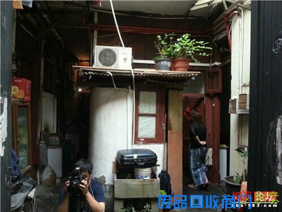 翻新改造:设计师要上天!12平老屋变出4室1厅