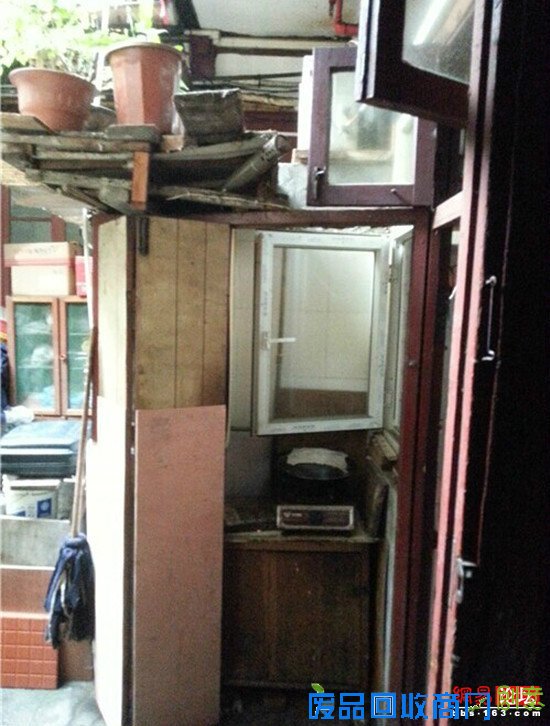 翻新改造:设计师要上天!12平老屋变出4室1厅