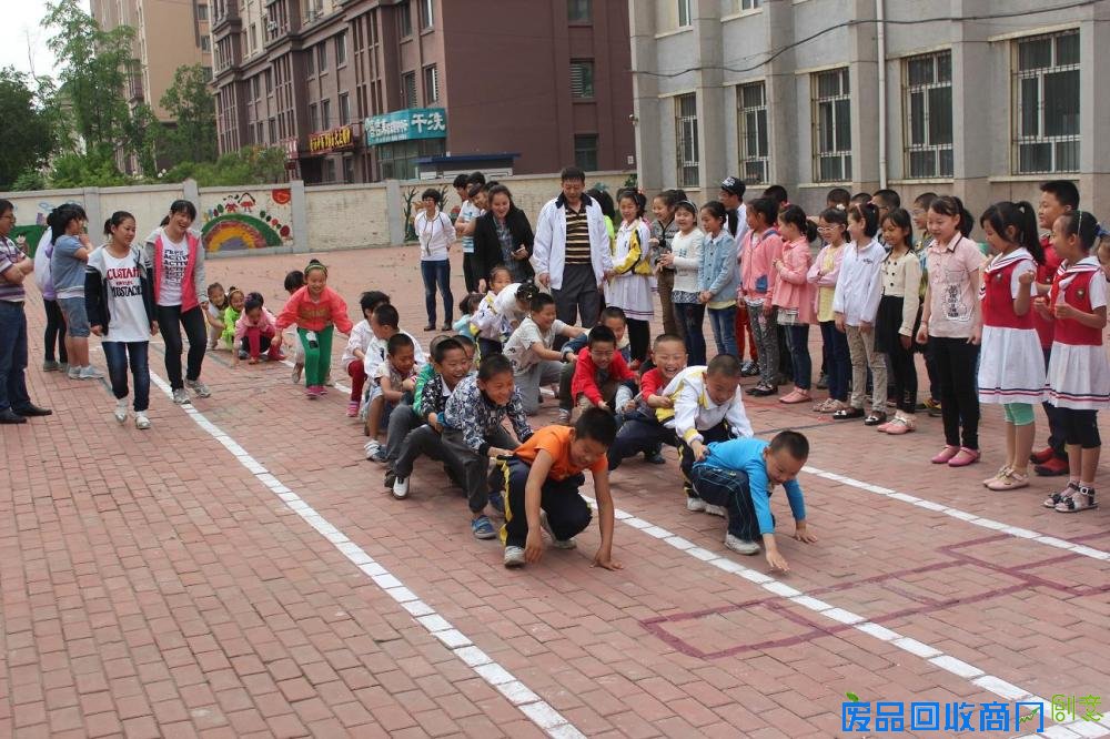 趣味运动会趣味无穷 快乐松江校快乐无限