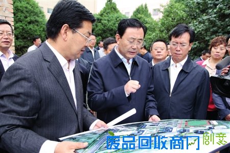 栾克军贠建民教师节前夕调研教育工作看望慰问教师代表