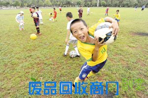 青少年活动中心：假期快乐大本营