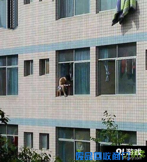 我们都是深井冰：这么直播真的好吗？