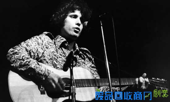 《南山南》火了 盘点那些《好声音》唱红的民谣