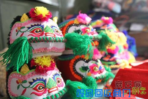 老虎头鞋 毛线编织老虎头鞋