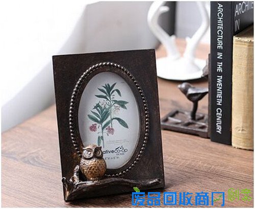 你的书桌上要有复古风