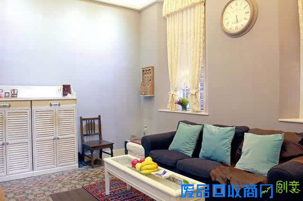 惊呆了！广州业主竟然把40平米的小单间装的这么“壕”！