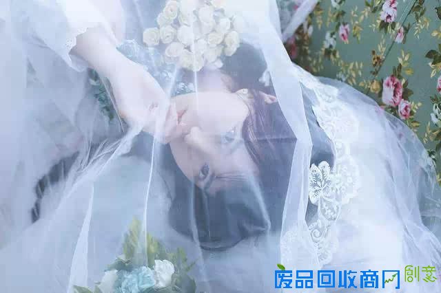 曾经发了疯的想，现在拼了命的忘