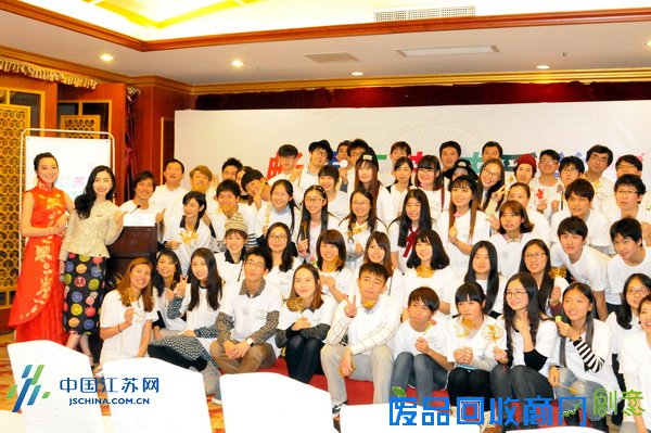 中日青年在南京一起感受中国传统非遗文化