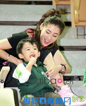 张柏芝将分娩 “锋芝恋”演绎现实生活中的童话