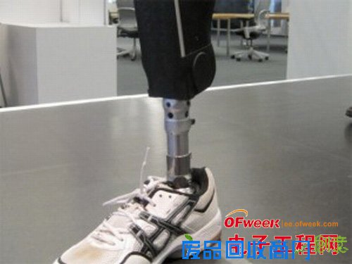 树莓派的DIY作品图文鉴赏：强大的地球人（图）