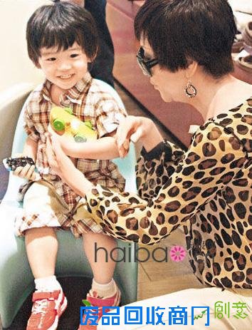 张柏芝将分娩 “锋芝恋”演绎现实生活中的童话